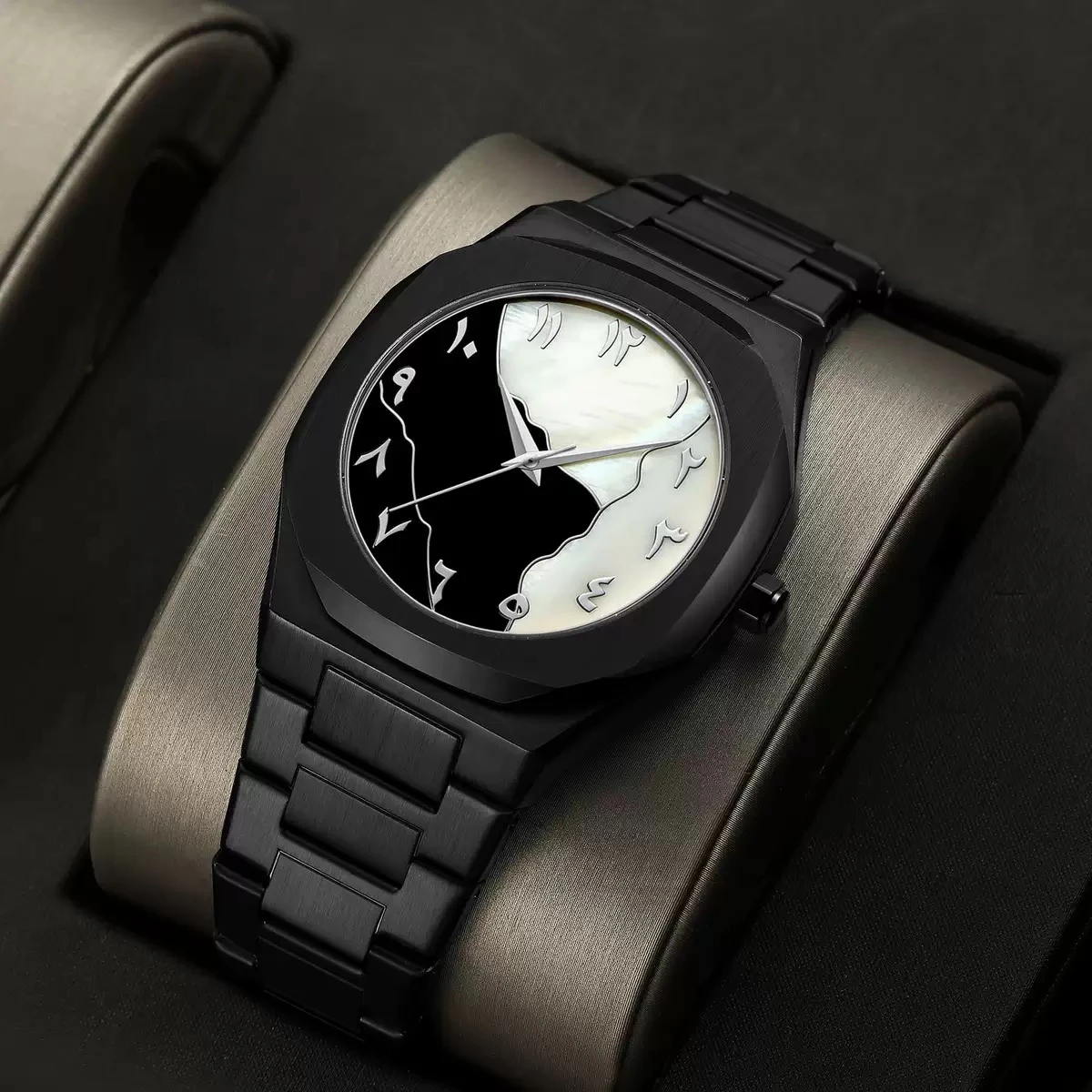 Aura Watch 2025 — Where Tradition Meets Modernity
